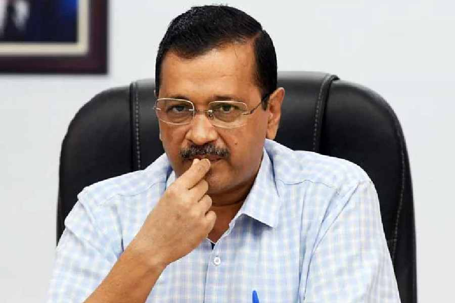 केजरीवाल की याचिका पर ईडी को नोटिस